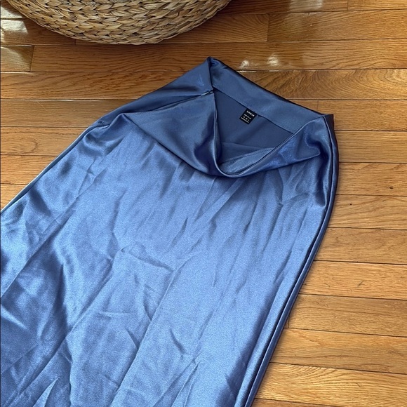 SHEIN Purple Asymmetrical Midi A-Line Skirt - Picture 3 of 6